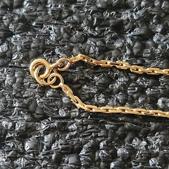 18 inch 14k chain 7.03 grams - Picture 8 of 10